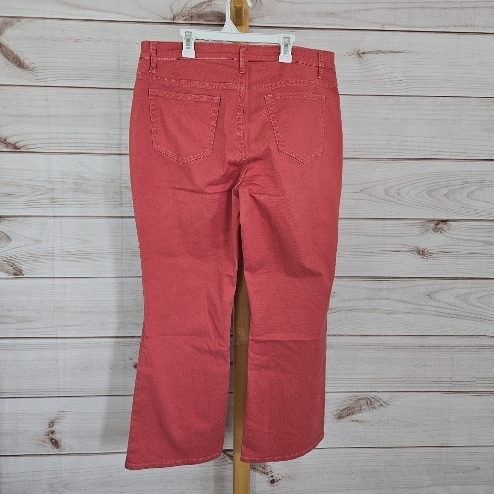 Daily Thread High Rise Cropped Ankle Flare Jeans in Jolie Clay Wash Size 16 NWT - Picture 3 of 13